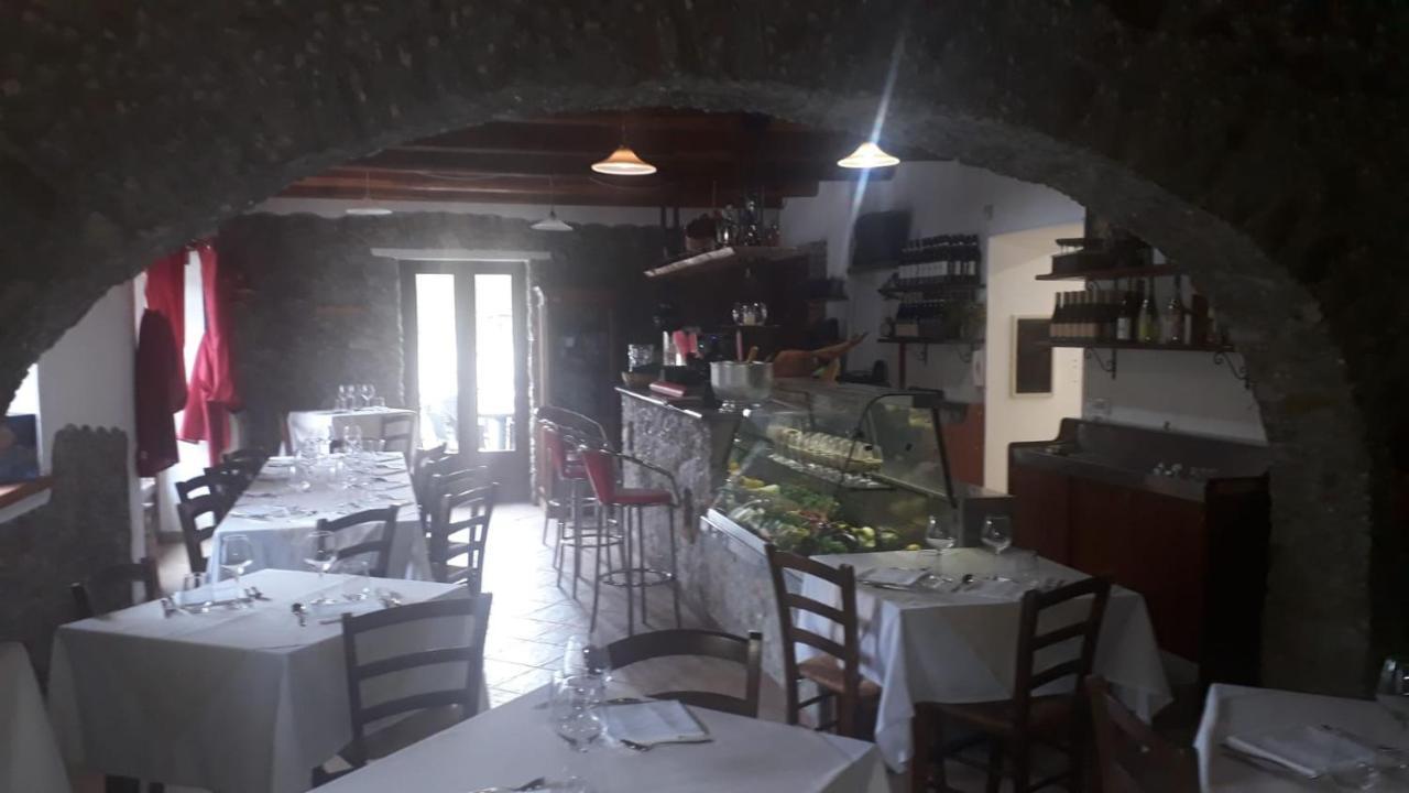 Taverna Del Dolmen Millesimo Exteriér fotografie