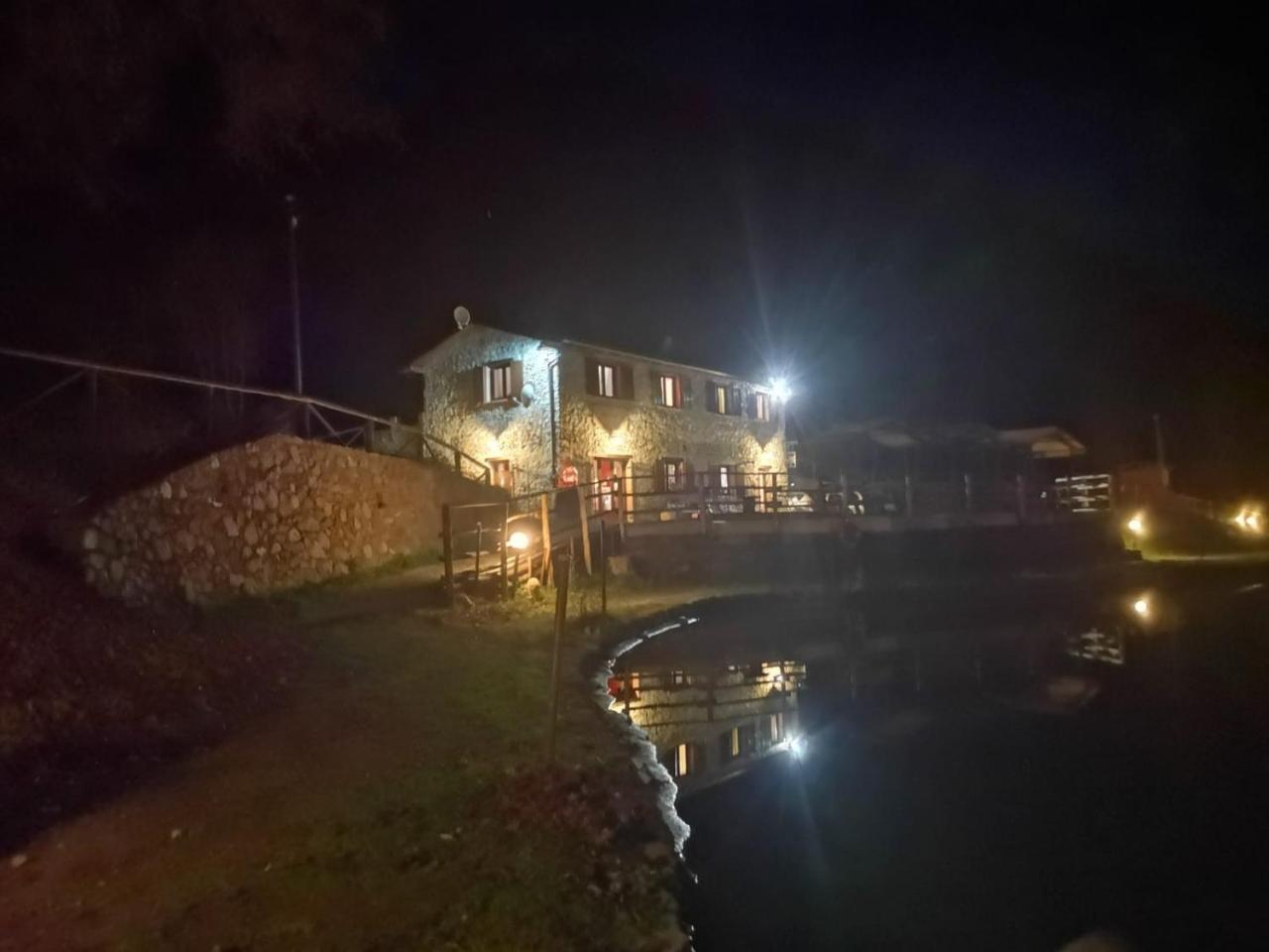 Taverna Del Dolmen Millesimo Exteriér fotografie